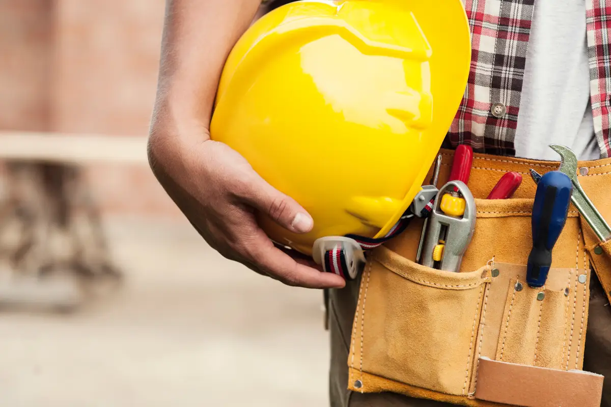 Why Working With a Locally Owned General Contractor Matters in Today’s Market